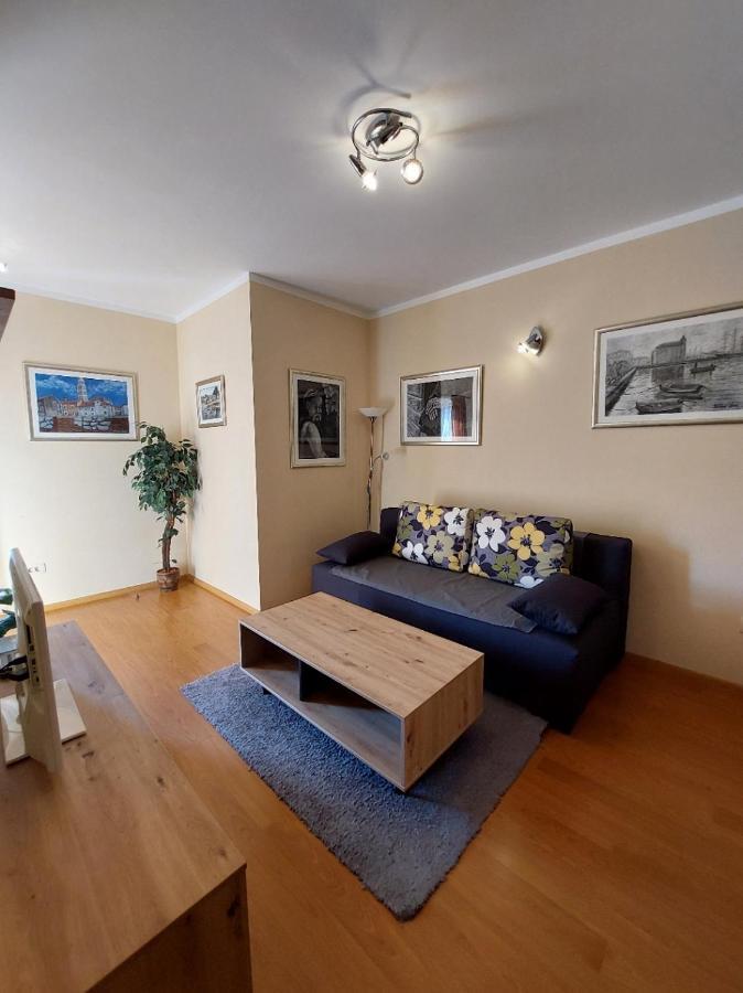Apartments Maris Vranjic Eksteriør billede