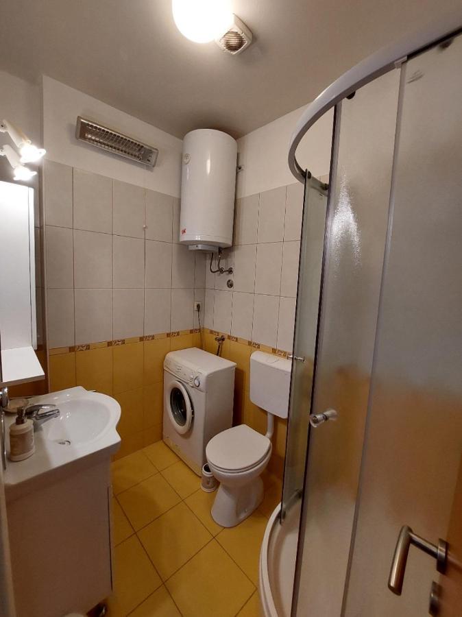 Apartments Maris Vranjic Eksteriør billede